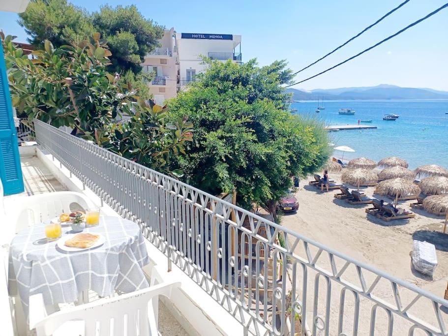 Big Apartment On The Beach Tolo Exterior photo